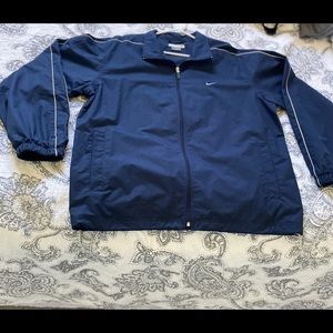 Size XL Men’s Nike zip up rain jacket